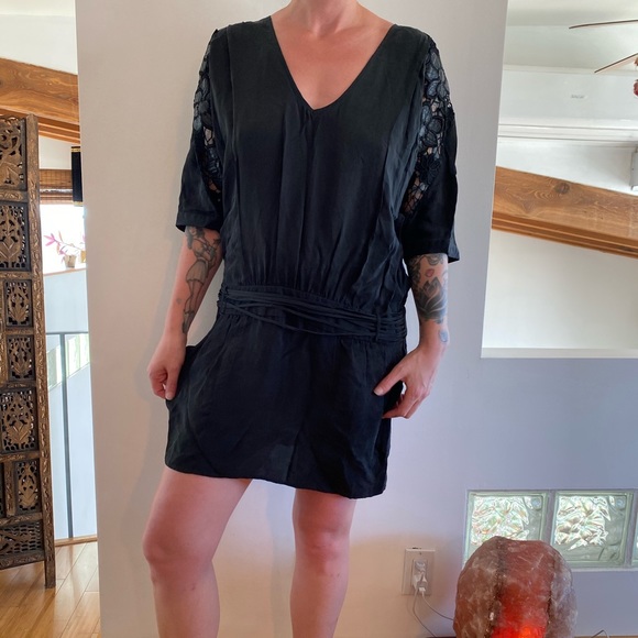 Manning Cartell 💯 Silk shift dress - Picture 2 of 8